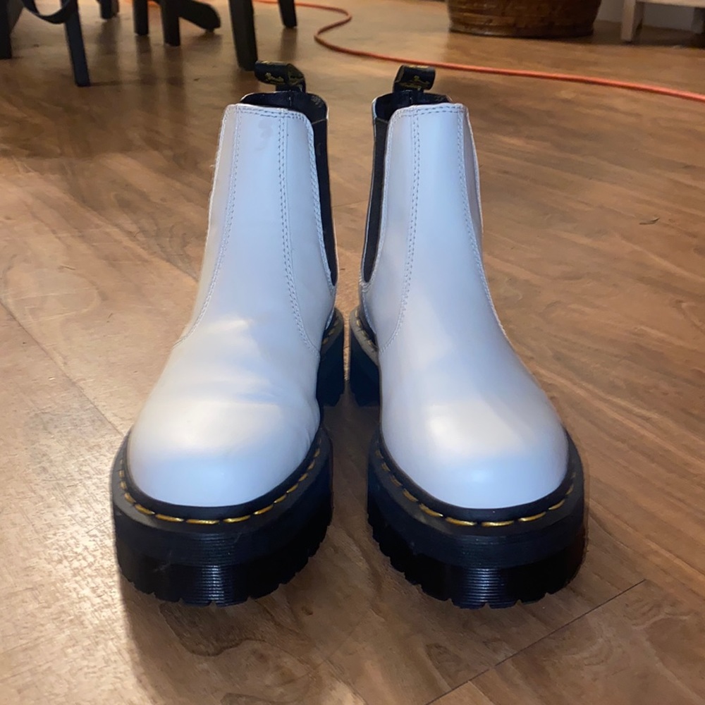 White platform doc martens size US 7